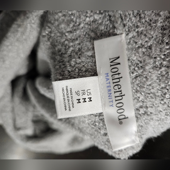 NWOT motherhood maternity gray Sparkle sweater medium super soft and cozy - Picture 7 of 7